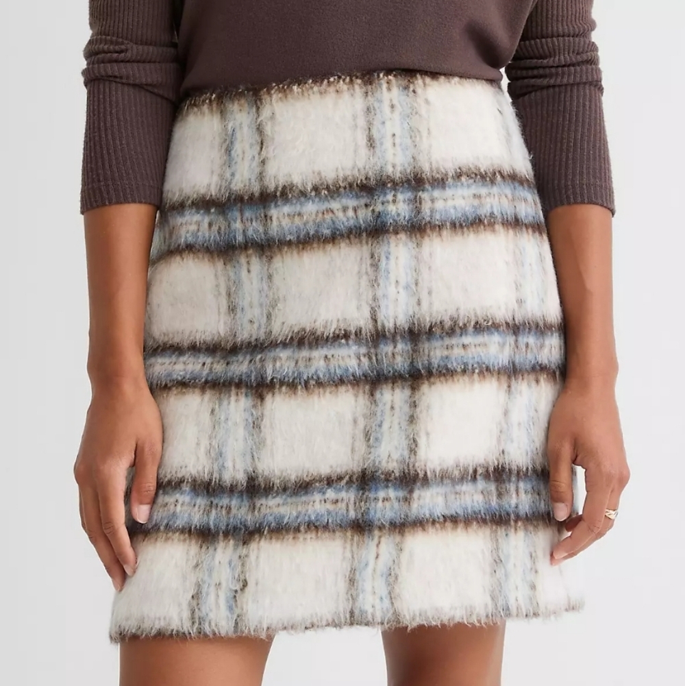 Loft Plaid Boucle Mini Skirt Size 0 Petite